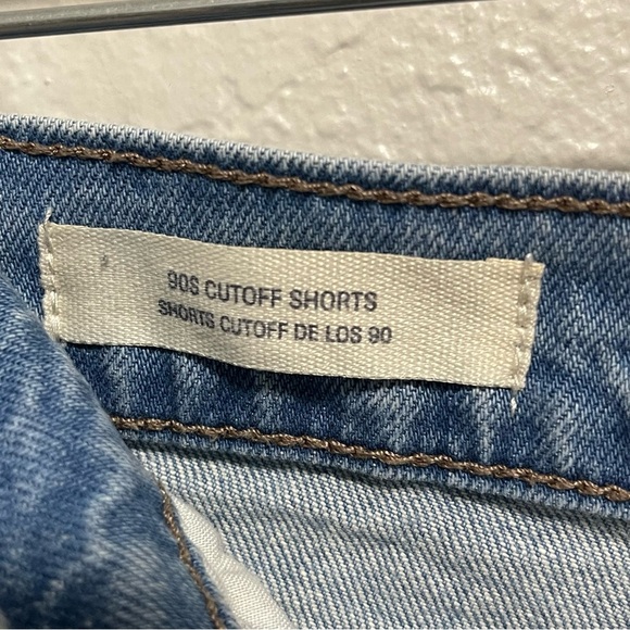 Universal Thread 90s Cut Off Light Wash Denim Shorts Size 12r - Picture 4 of 5